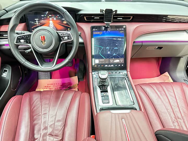 Фото 8 - Hongqi H5