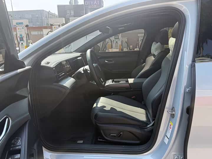 Фото 4 - BYD Qin L