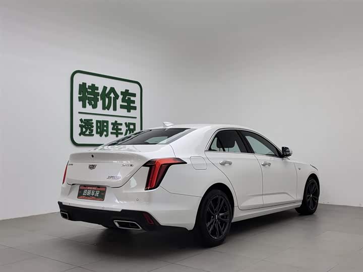 Фото 2 - Cadillac CT4