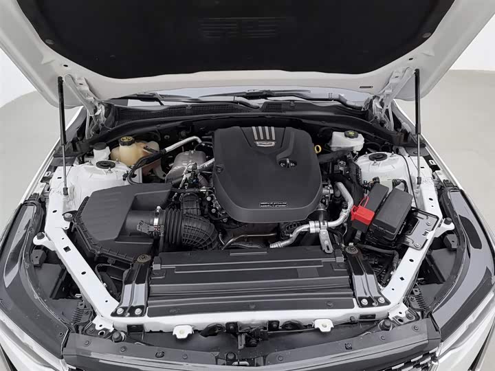 Фото 6 - Cadillac CT4