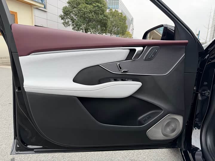 Фото 5 - Buick LaCrosse