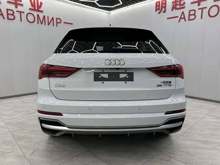 Фото 9 - Audi Q3