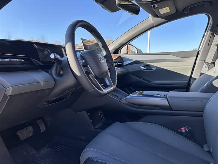 Фото 2 - BYD Qin L