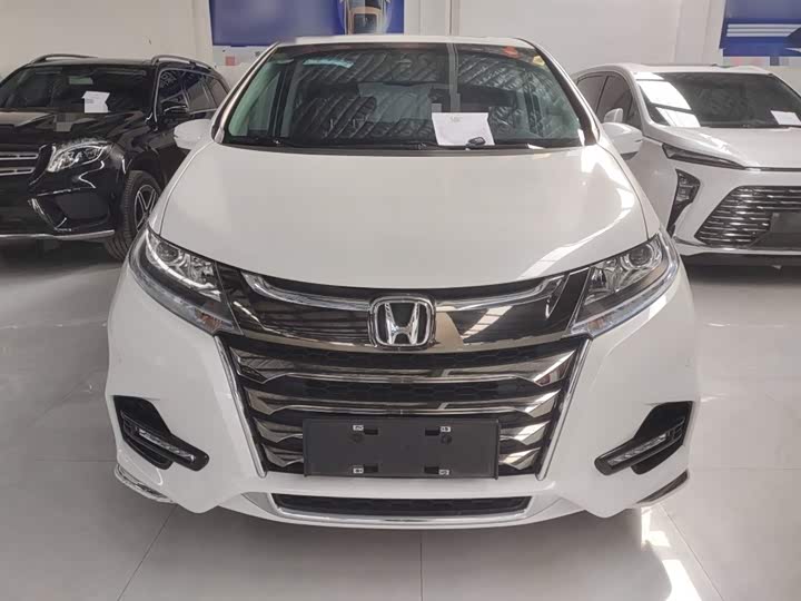 Фото 3 - Honda Odyssey