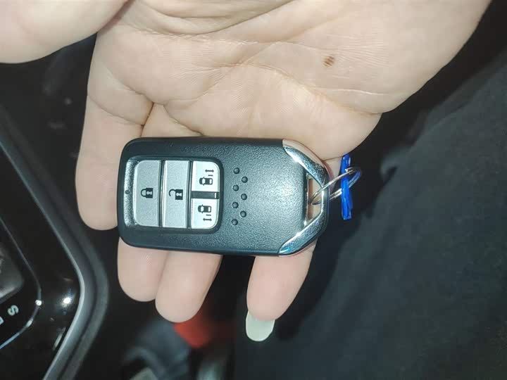 Фото 9 - Honda Odyssey