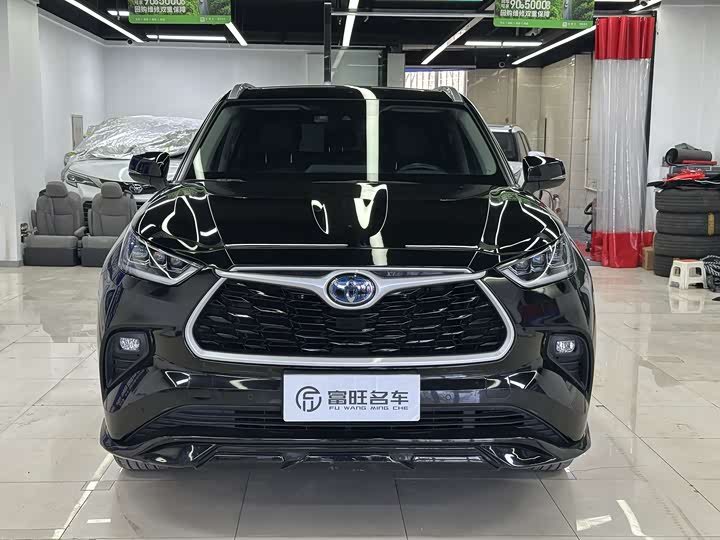 Фото 3 - Toyota Highlander