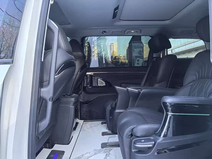 Фото 9 - GAC Trumpchi M8