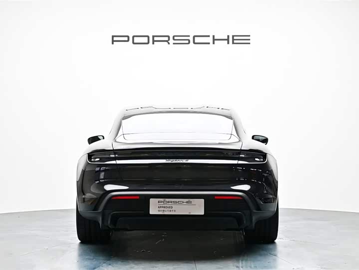 Фото 3 - Porsche Taycan