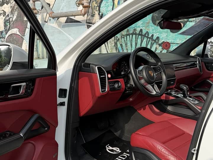 Фото 7 - Porsche Cayenne