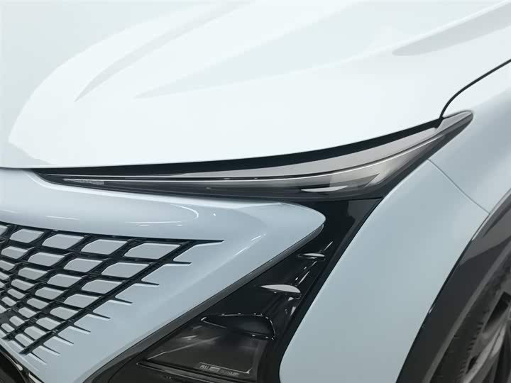 Фото 7 - Changan UNI-T