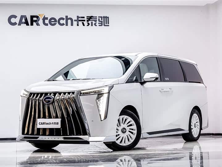 Фото 1 - GAC Trumpchi M8