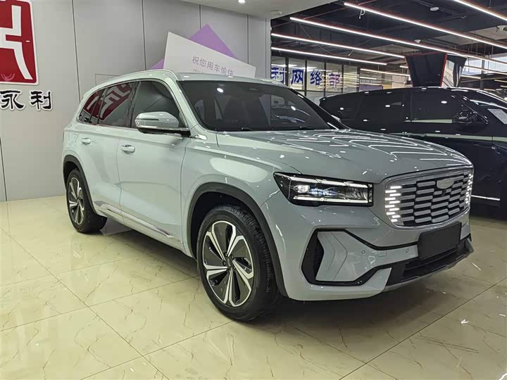 Фото 3 - Geely Monjaro