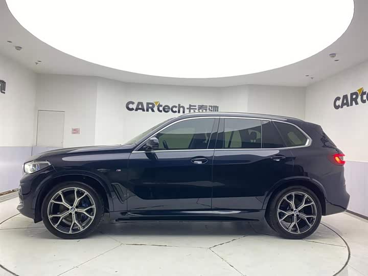 Фото 8 - BMW X5