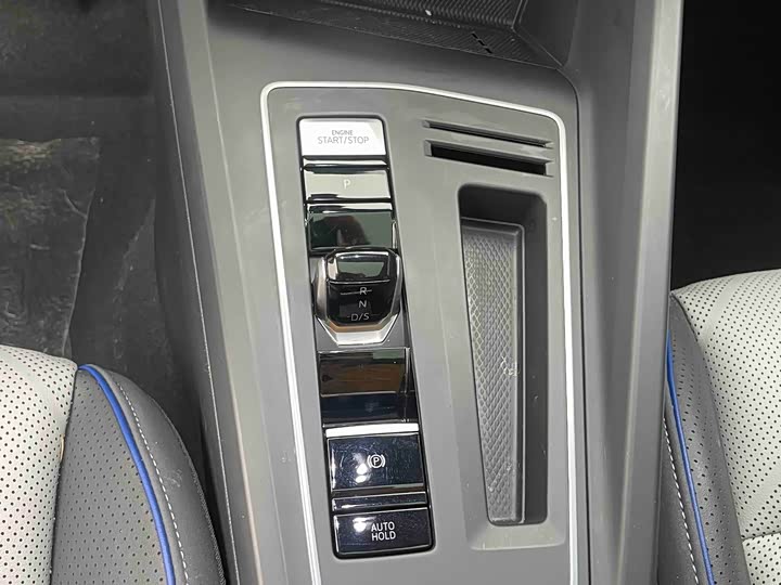 Фото 9 - Volkswagen Golf