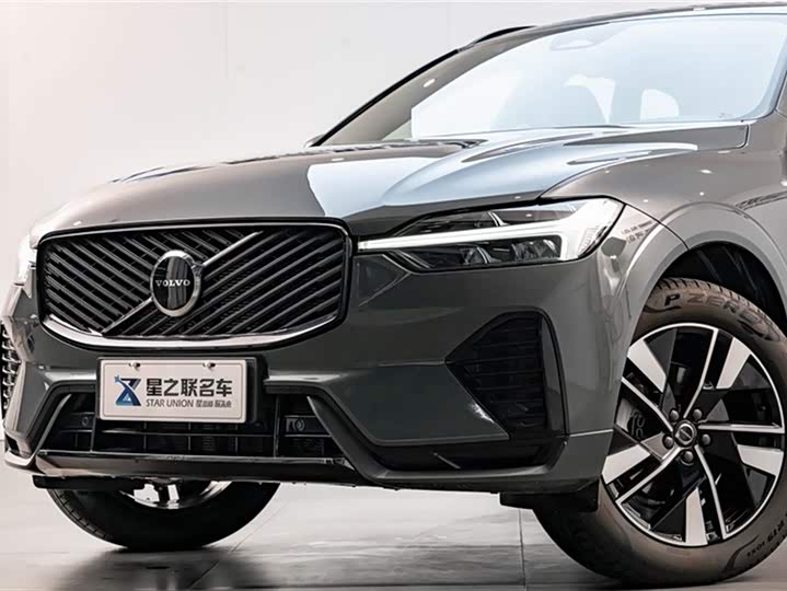 Фото 2 - Volvo XC60