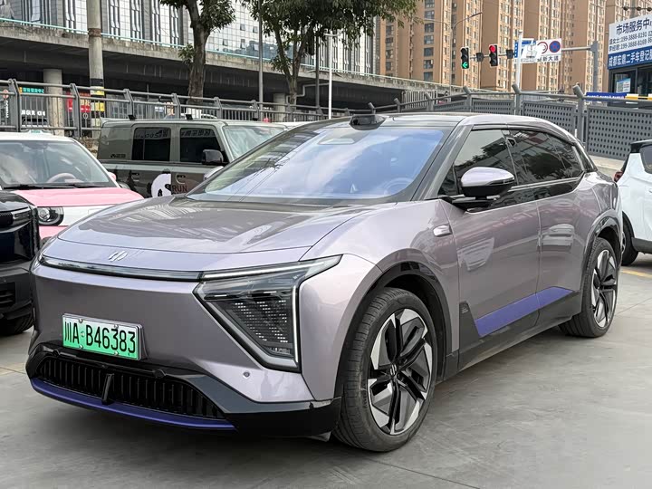 Фото 1 - HiPhi Y