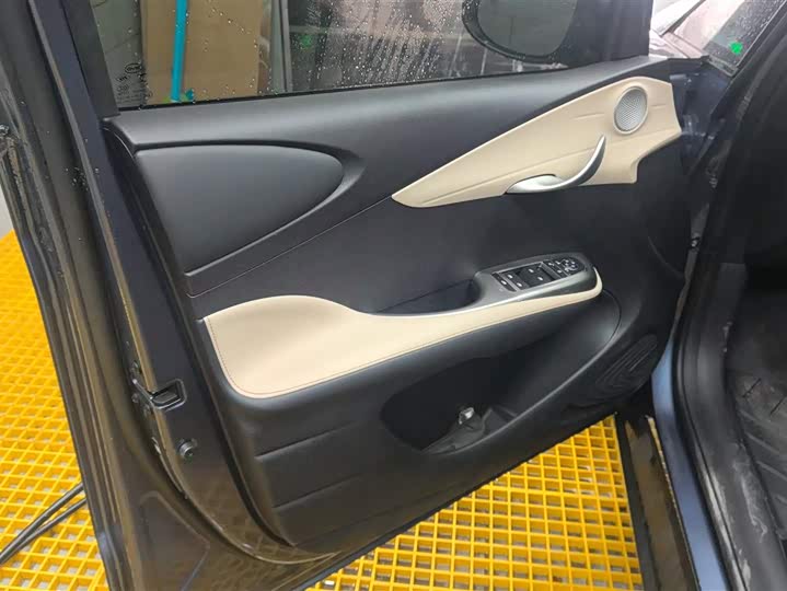 Фото 7 - BYD Dolphin