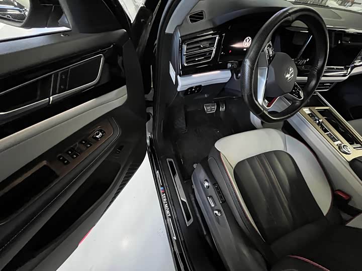 Фото 6 - Volkswagen Teramont X