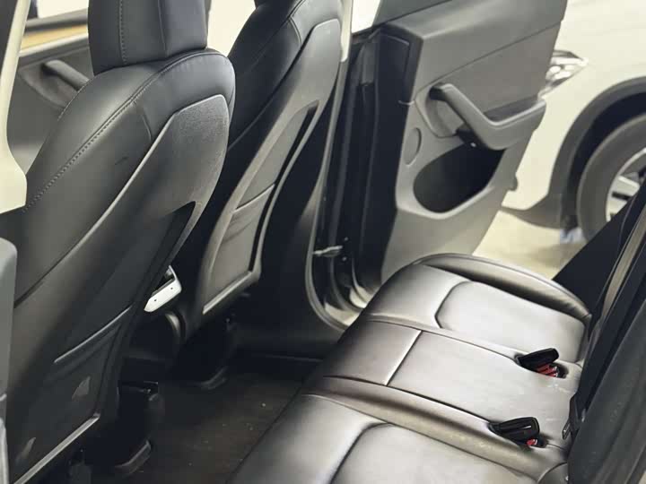 Фото 7 - Tesla Model Y