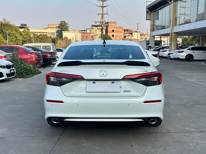 Фото 6 - Honda Civic