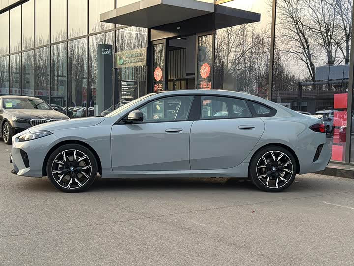 Фото 3 - BMW 2 Series