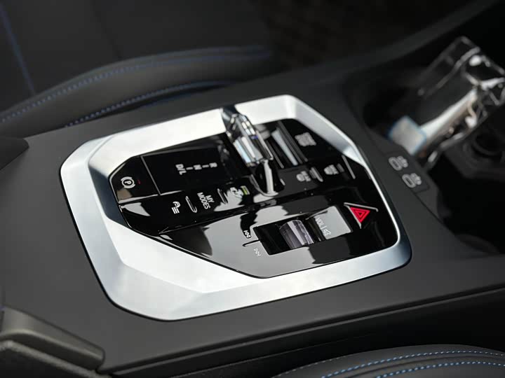 Фото 9 - BMW 2 Series