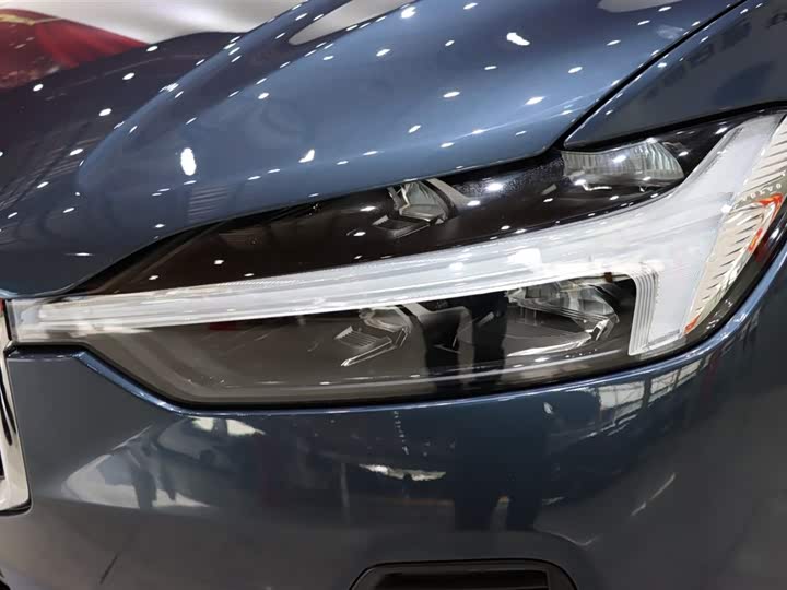 Фото 7 - Volvo XC60