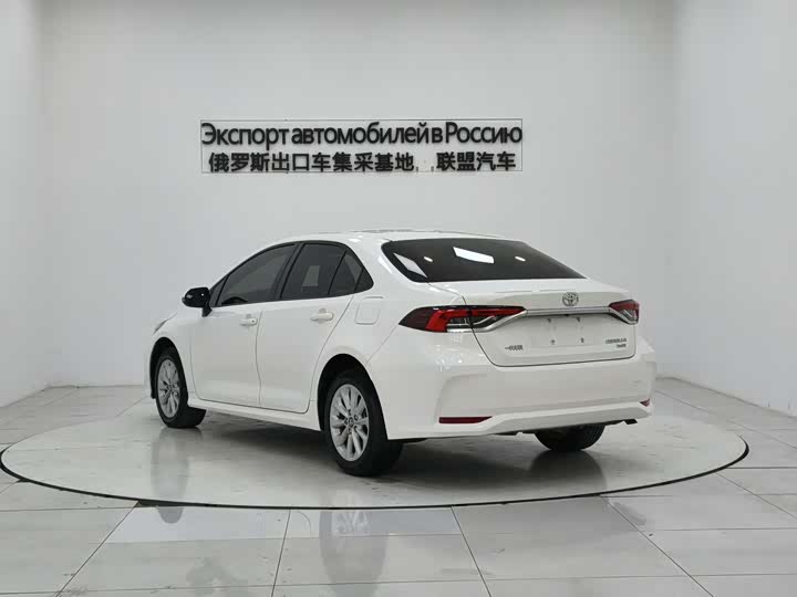 Фото 5 - Toyota Corolla