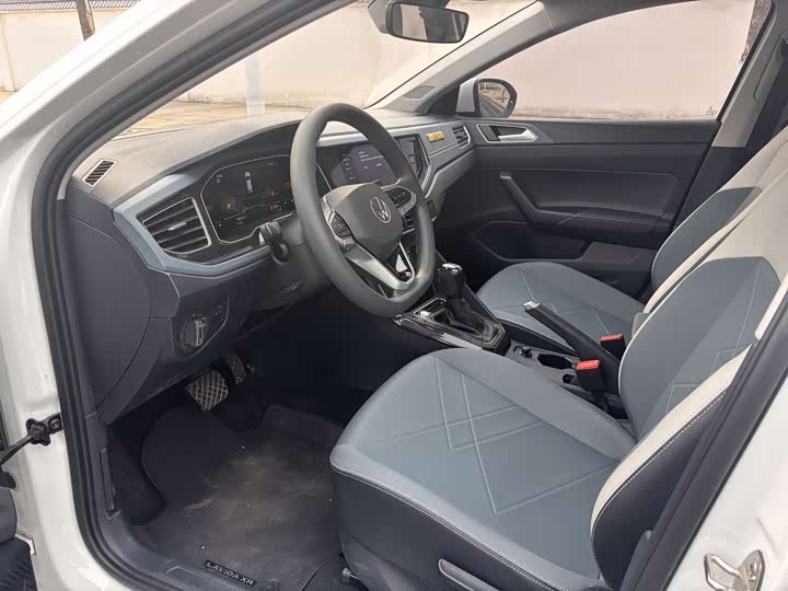 Фото 7 - Volkswagen Lavida