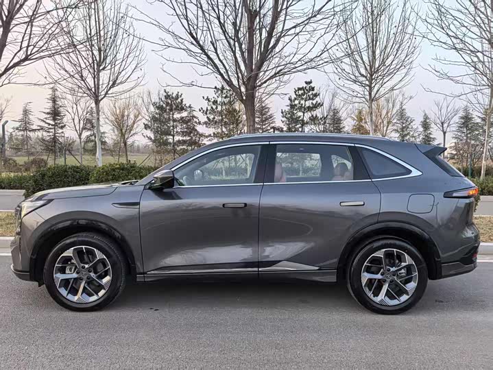 Фото 2 - Changan CS75 Plus