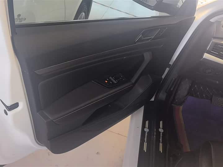 Фото 7 - Volkswagen Lavida