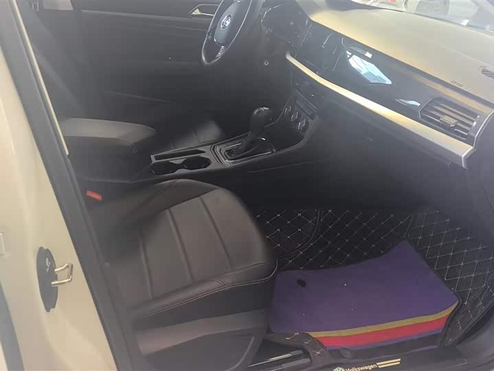 Фото 8 - Volkswagen Lavida