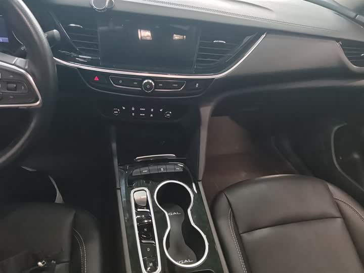 Фото 4 - Buick Regal