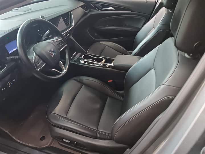 Фото 9 - Buick Regal