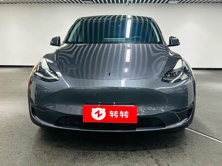 Фото 2 - Tesla Model Y