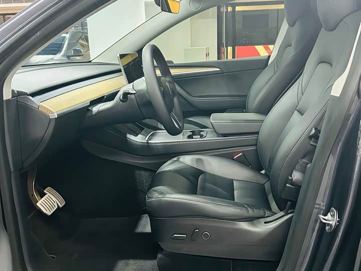 Фото 7 - Tesla Model Y