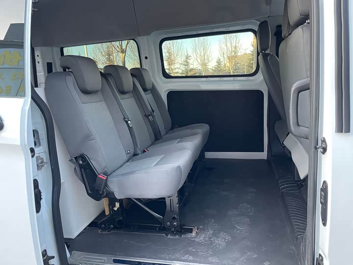 Фото 8 - Ford Transit