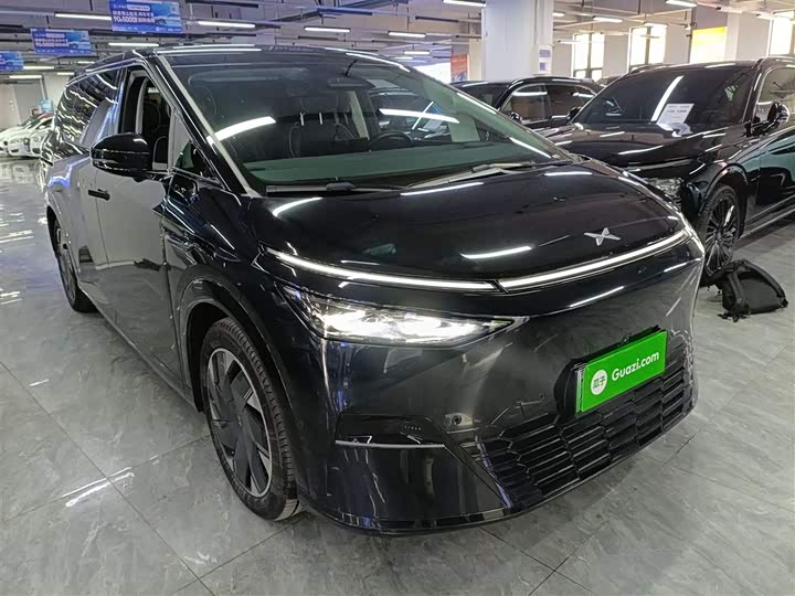 Фото 4 - XPeng X9