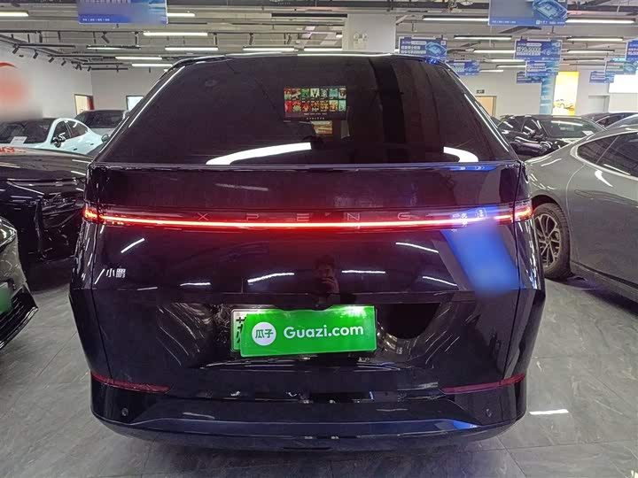 Фото 6 - XPeng X9