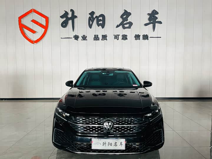 Фото 2 - Volkswagen Passat