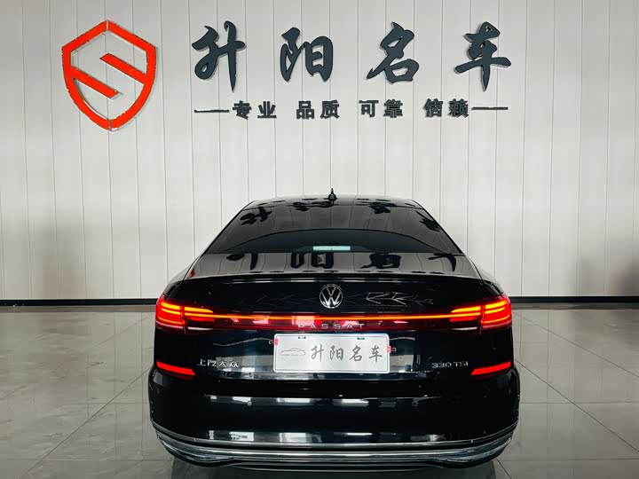 Фото 4 - Volkswagen Passat