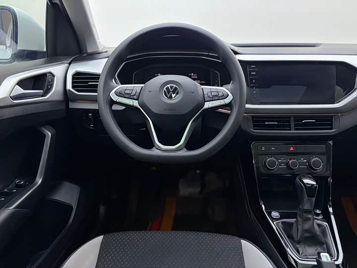 Фото 6 - Volkswagen Tacqua