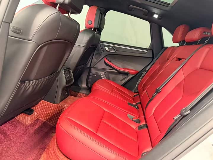 Фото 9 - Porsche Macan