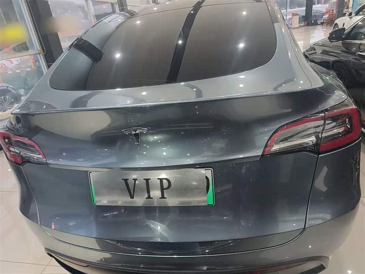 Фото 6 - Tesla Model Y