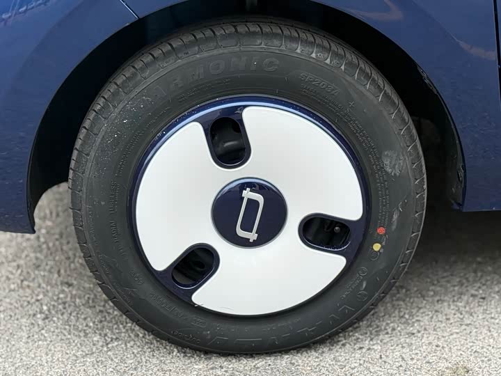 Фото 5 - Bestune Pony