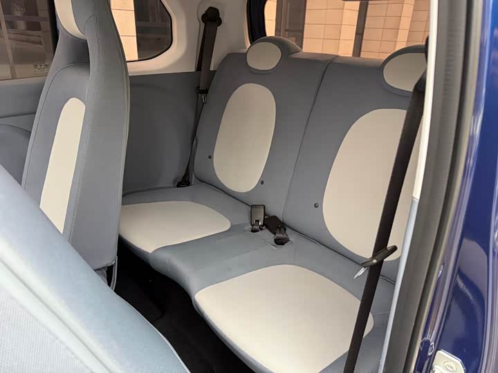 Фото 9 - Bestune Pony