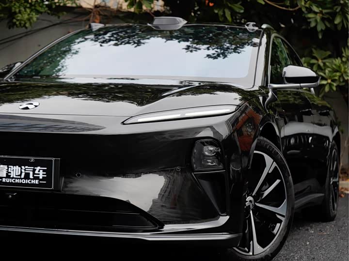 Фото 6 - Nio ET5T