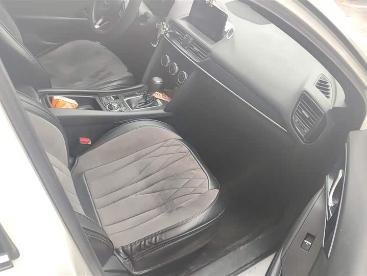 Фото 8 - Mazda CX-4