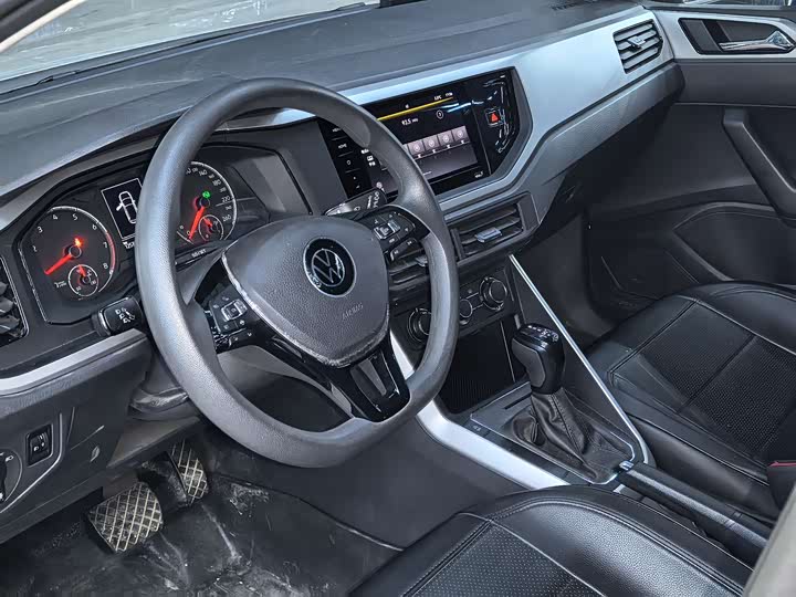 Фото 5 - Volkswagen Polo