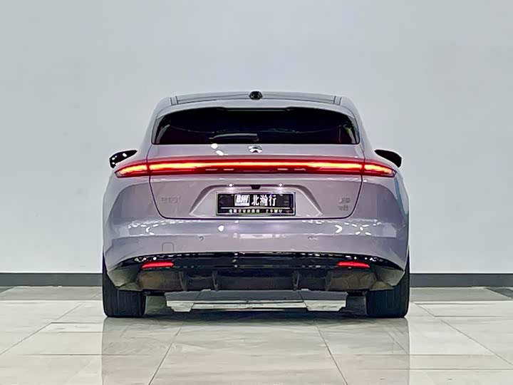 Фото 5 - Nio ET5T